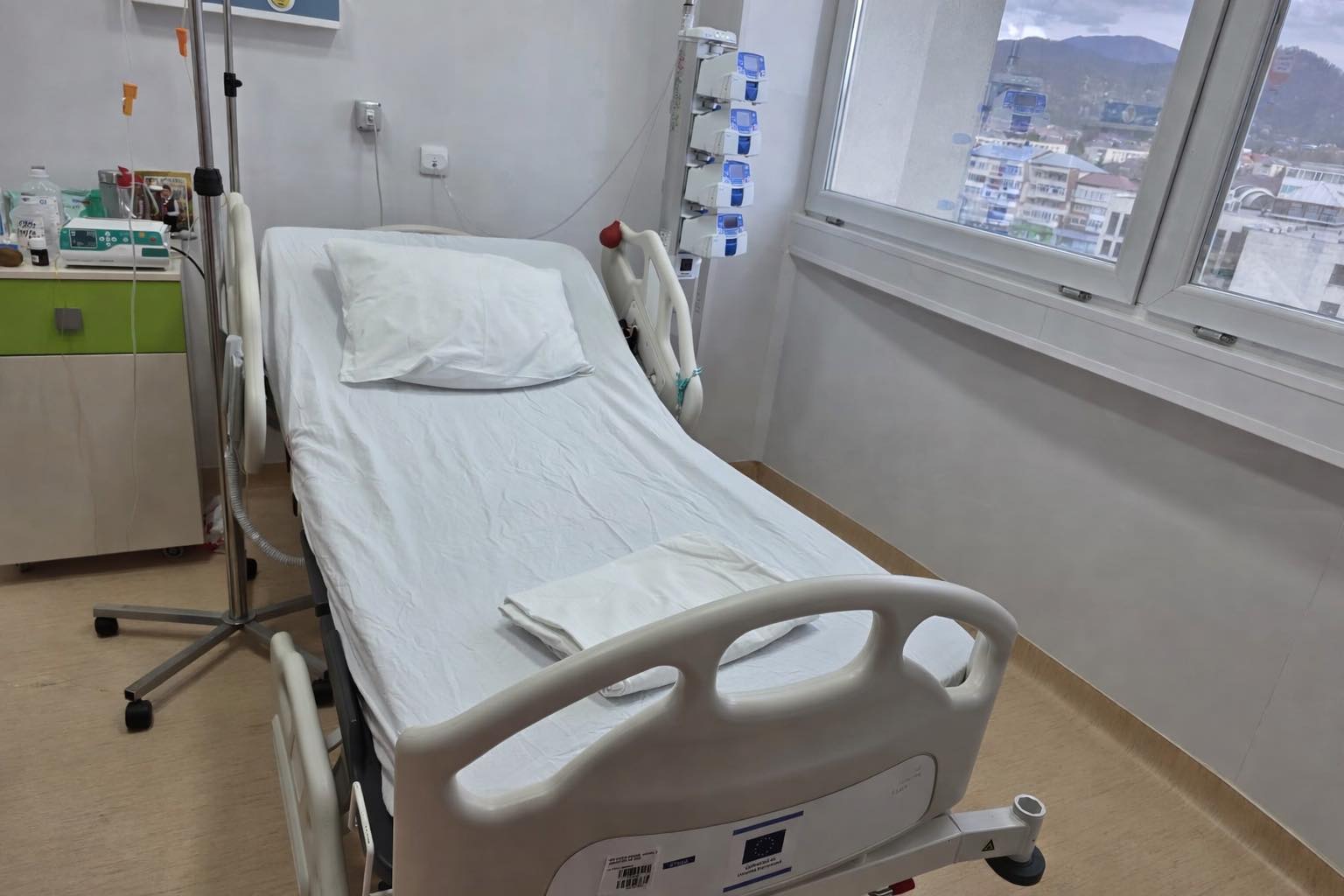 Cameră cu presiune pozitivă pentru pacienții imunocompromiși la Spitalul Județean de Urgență „Dr. Constantin Opriș” Baia Mare
