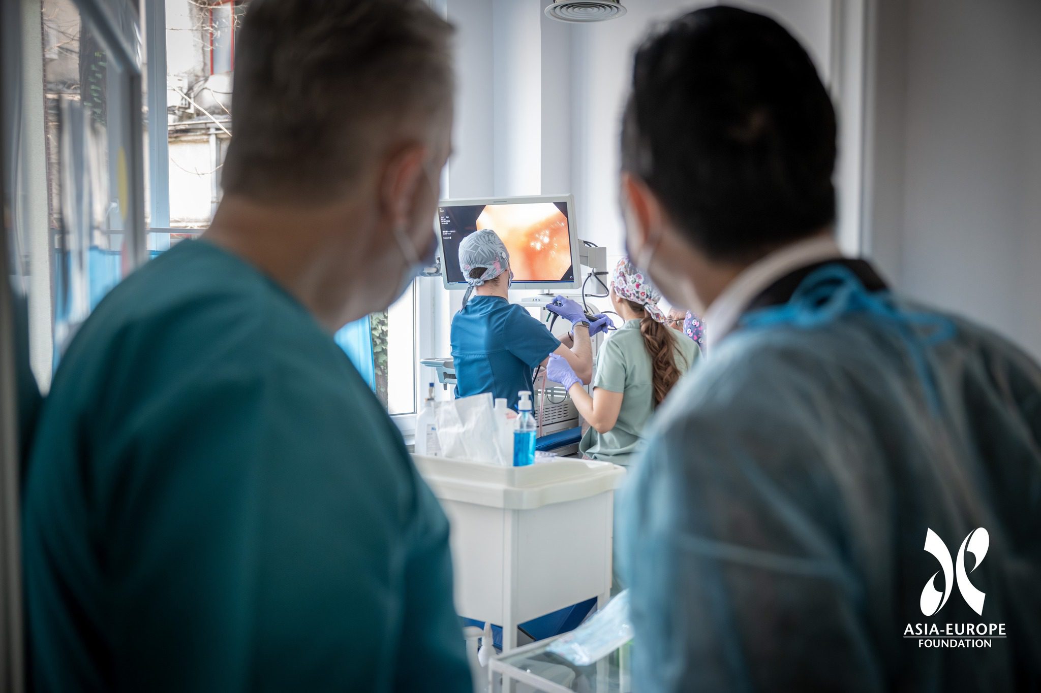 Vizită oficială la Institutul „Marius Nasta”: Reprezentantul OMS și Ambasadorul Japoniei susțin îngrijirea tuberculozei în România