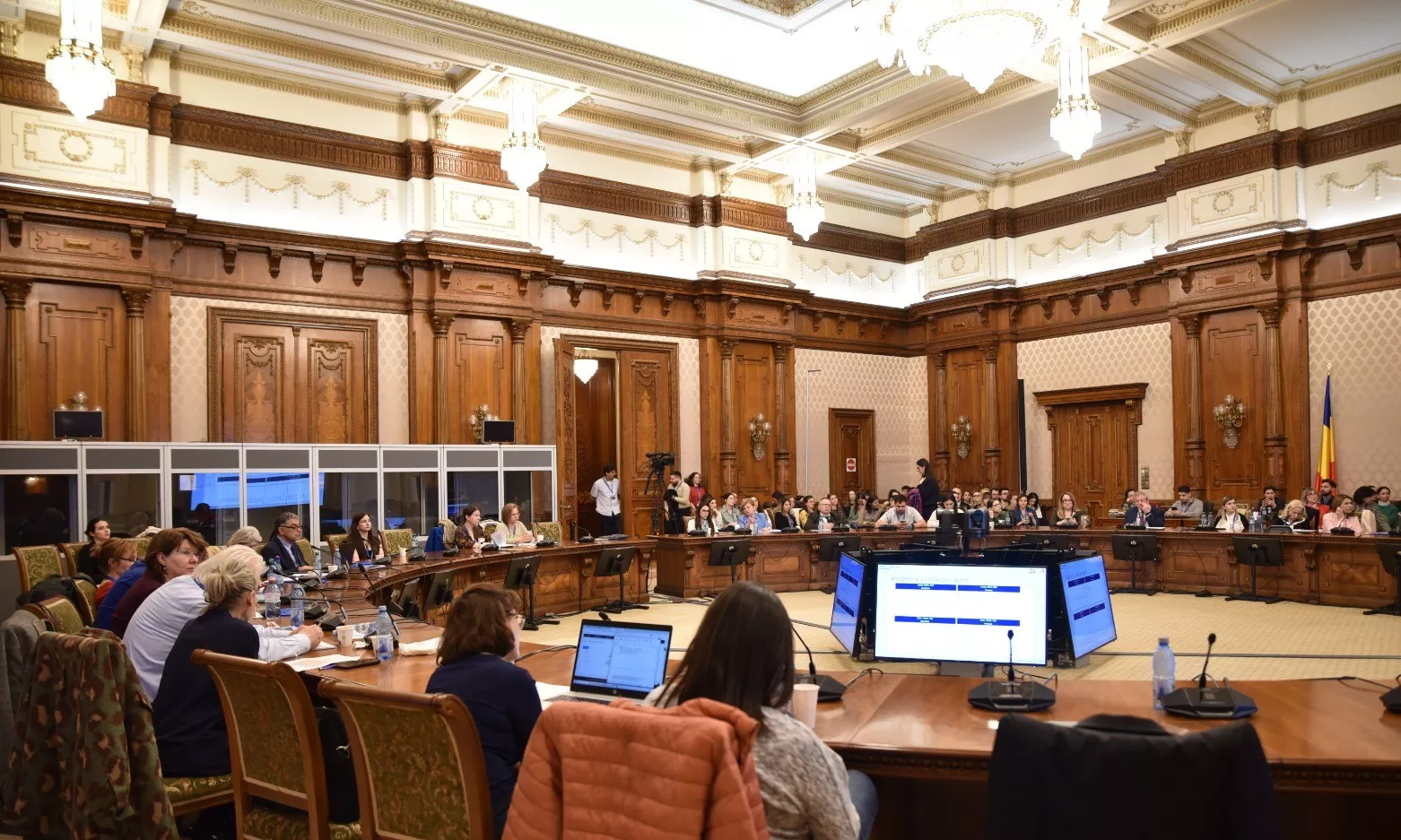 Lideri din specialitatea de boli infecțioase din România, reuniți la „Infectious Diseases and HIV Dialogues”