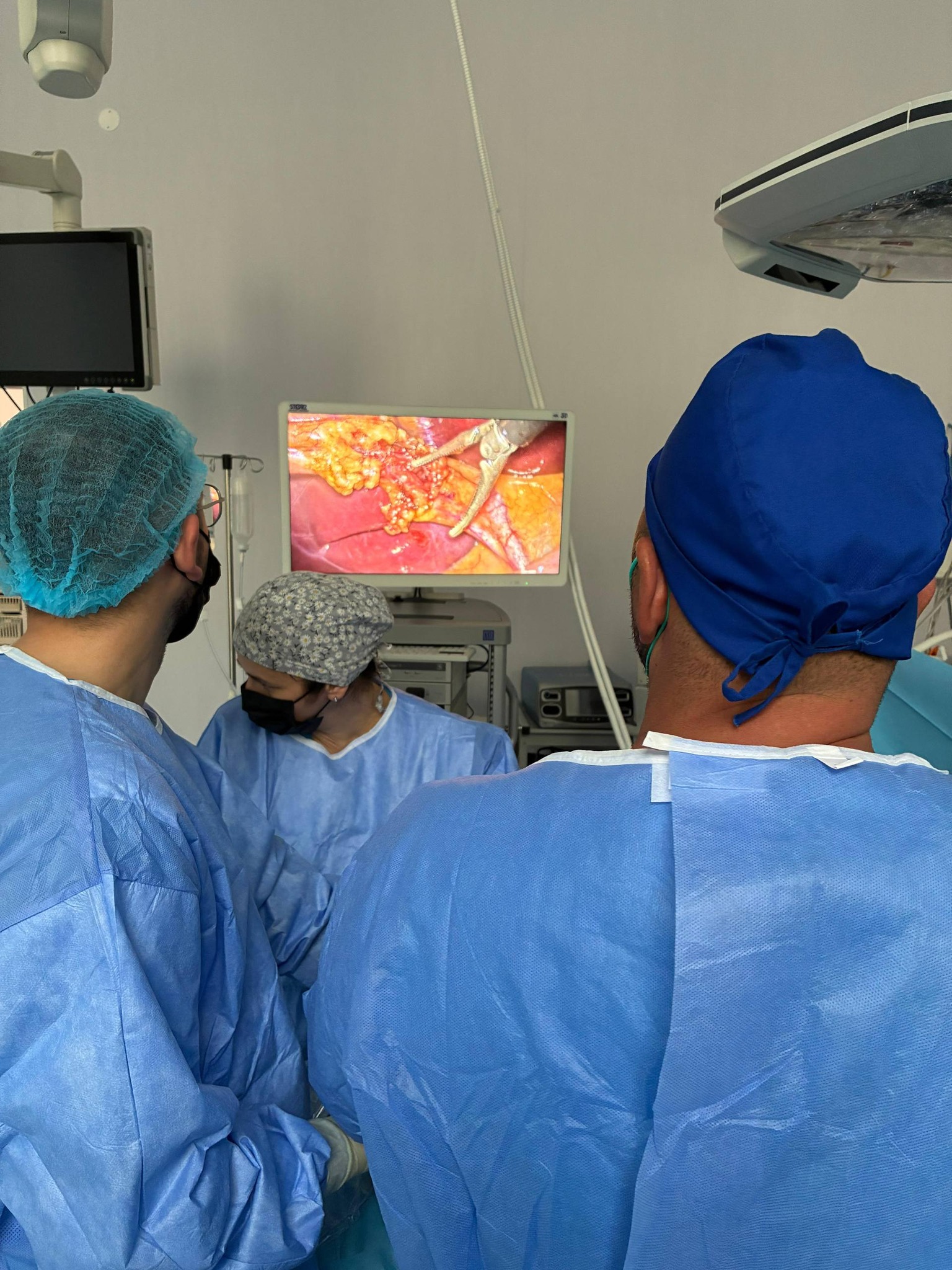 SCJU Sibiu a realizat două intervenții chirurgicale de înaltă precizie folosind tehnologii de ultimă generație în chirurgia minim invazivă