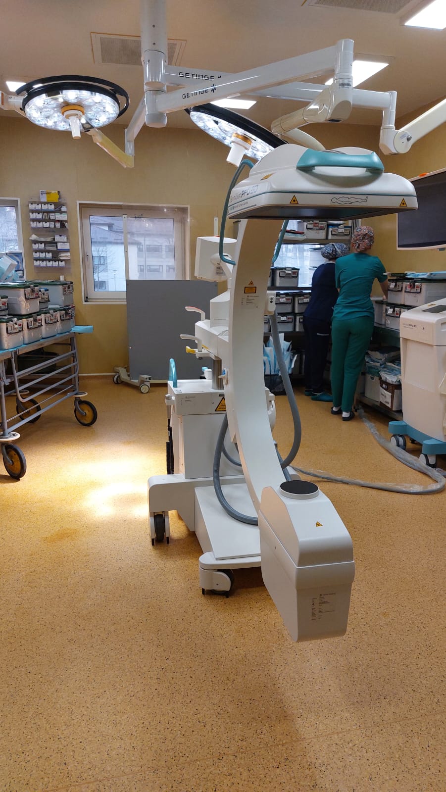 Vaslui: Blocul operator al Spitalului Județean a fost dotat cu un braț C-arm de ultimă generație