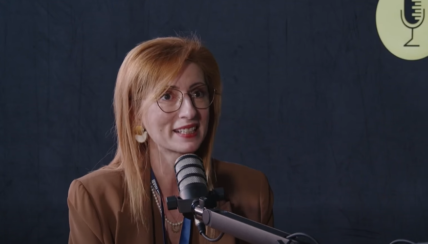 Dr. Delia Pintilei atrage atenția asupra faptului că există o singură combinație în alimentație: Proteină, carbohidrați, vitamine, minerale, apă, fibre și lipide