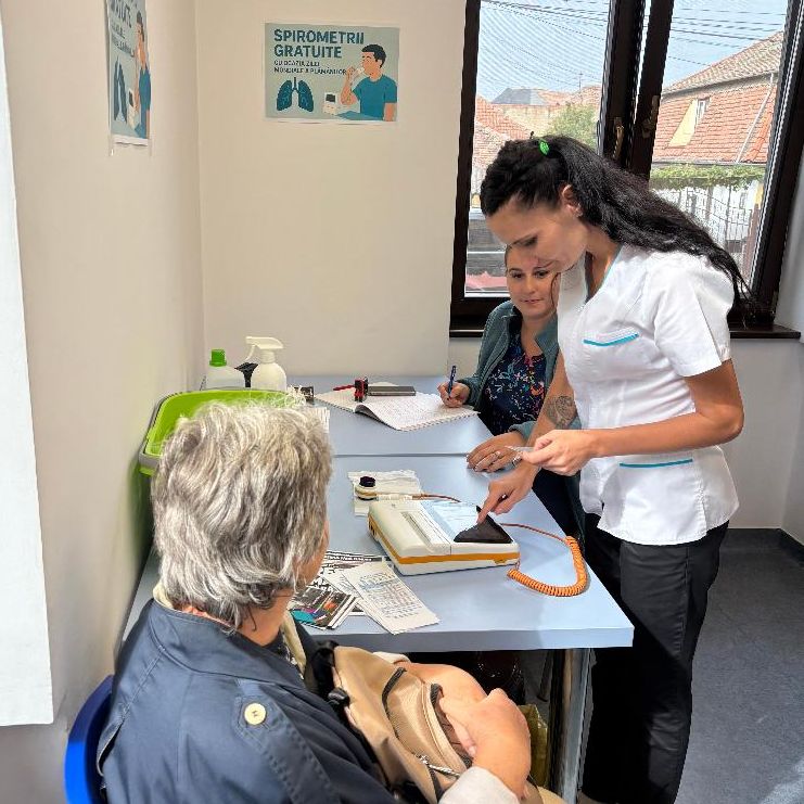 Spitalul de Pneumoftiziologie Sibiu: Campania „Respiră liber” se extinde în mediul rural cu spirometrii gratuite în premieră