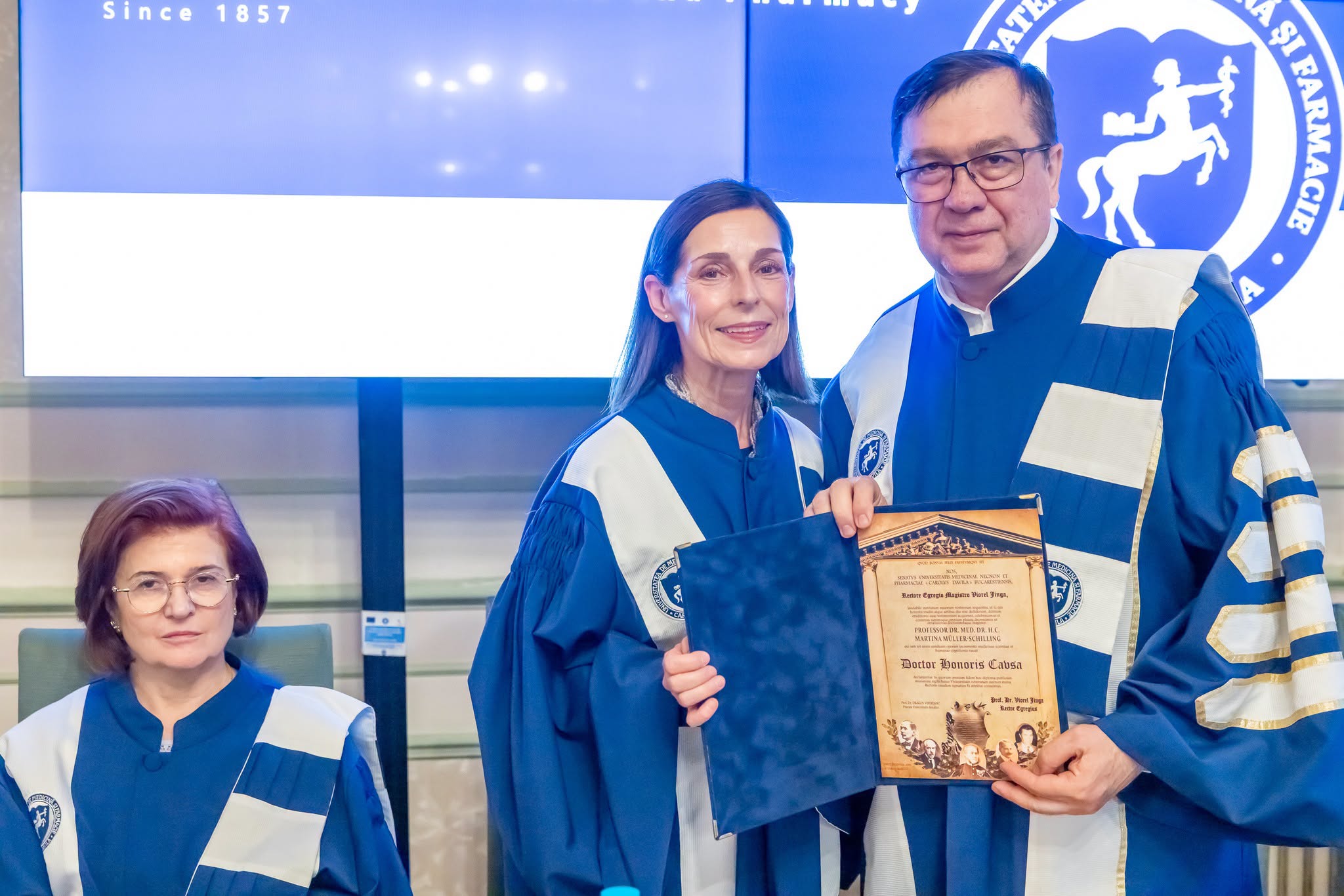 UMF „Carol Davila” i-a acordat titlul de Doctor Honoris Causa profesoarei Martina Müller-Schilling, personalitate de referință a medicinei europene