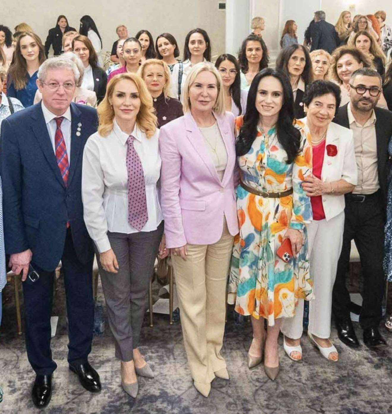 Gabriela Firea anunță investiții de 500 de milioane de euro în spitalele din Bucureşti şi peste 1.000 de copii născuţi prin programe FIV