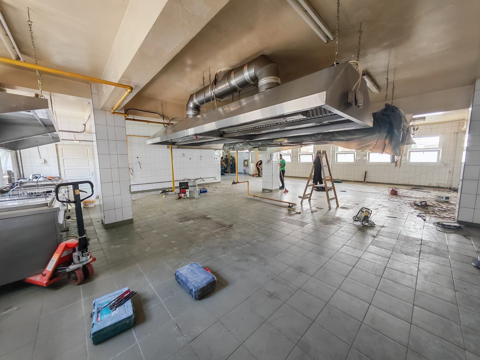 Spitalul Județean de Urgență Miercurea Ciuc a început renovarea blocului alimentar pentru îmbunătățirea condițiilor de igienă și alimentație