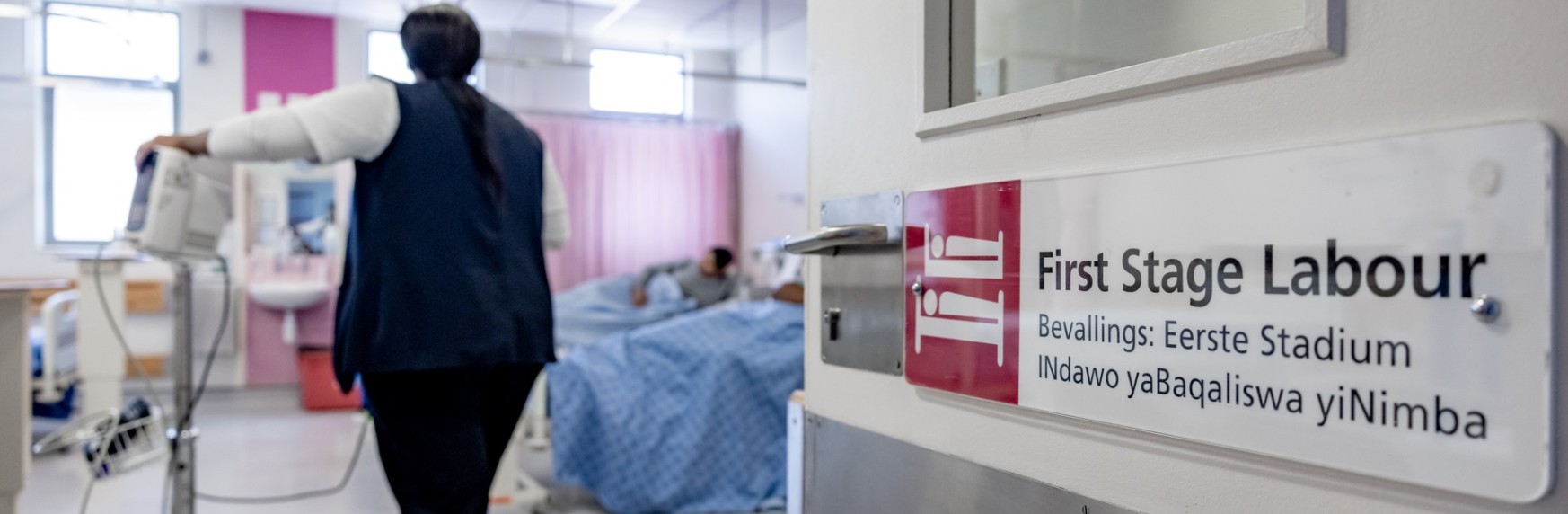 OMS: Noi măsuri pentru reducerea deceselor cauzate de hemoragia postpartum