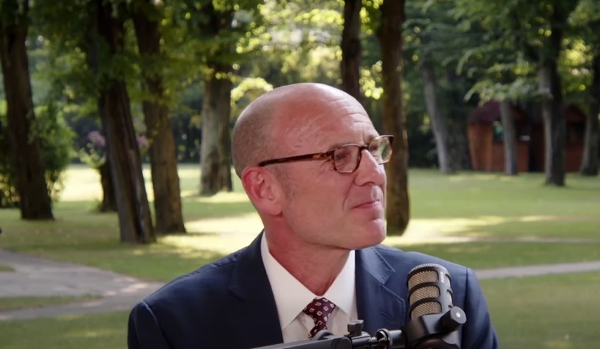 Prof. dr. Scott Isaacs: Obezitatea este o boală complexă, determinată de factori hormonali și metabolici, nu de lipsa de voință
