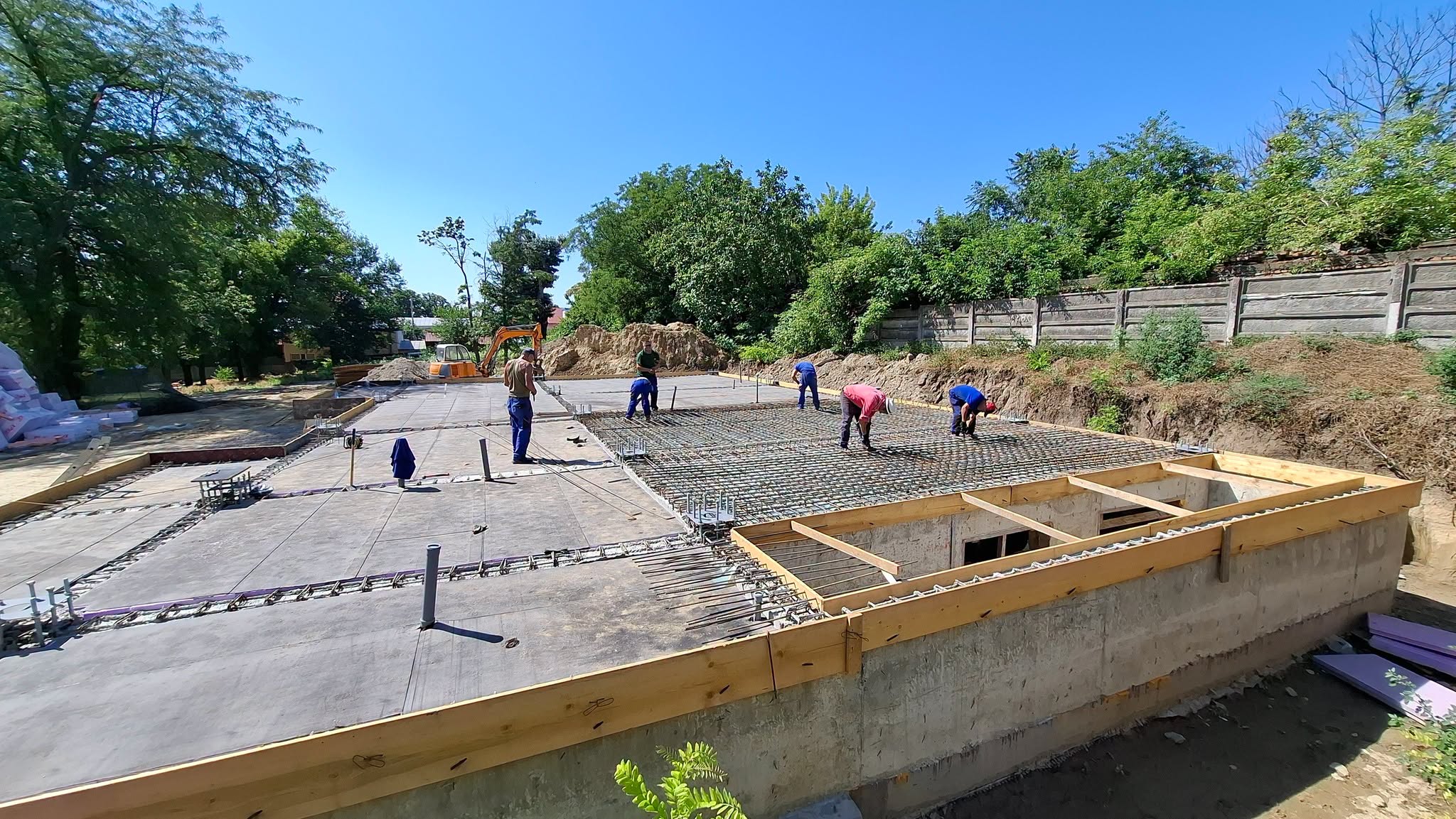 Lucrările la noua unitate de igienizare a Spitalului TBC Galați intră în etapa turnării plăcii de beton