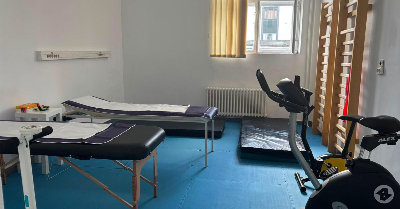 Pacienții Spitalului Clinic CF Timișoara beneficiază de o nouă sală de kinetoterapie pentru recuperare medicală