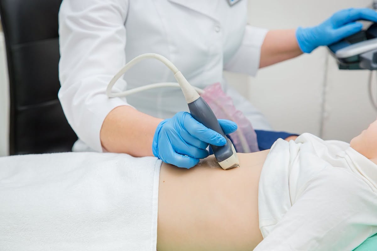 Spitalul Clinic CF Timișoara: Tulburările digestive sau scăderea în greutate fără o explicație clară, printre simptomele care pot necesita o ecografie