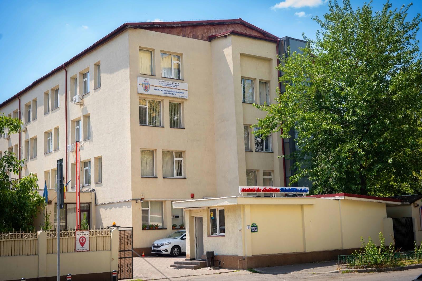 Peste 13.200 de pacienți au beneficiat de servicii medicale la Centrul „Sfântul Nectarie” în primele șase luni ale anului