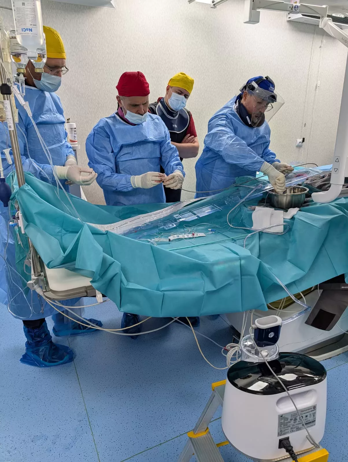 Premieră națională la Oradea: Pacientă cu tromboembolism pulmonar masiv, tratată prin trombectomie mecanică cu sistemul Penumbra FLASH 2.0