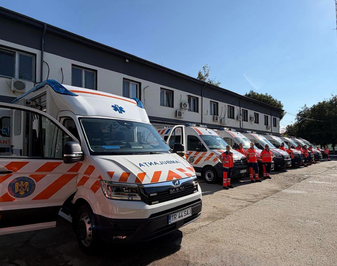 Serviciul de Ambulanță Județean Teleorman beneficiază de 15 ambulanțe noi, moderne și complet echipate