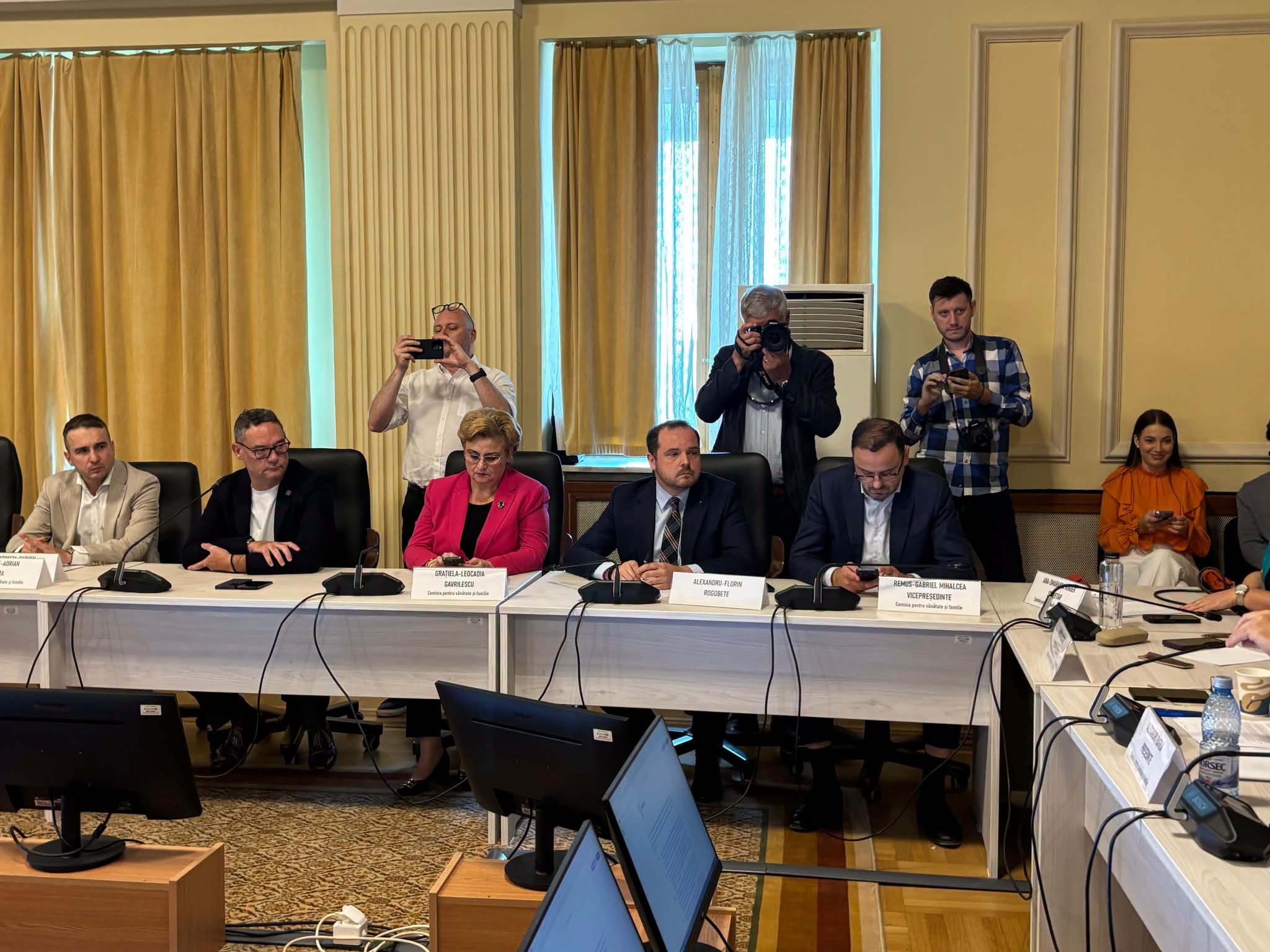 Oana Gheorghiu a primit aviz negativ pentru Ministerul Sănătății; Rogobete: Administrația centrală nu se conduce cu narațiuni emoționale!
