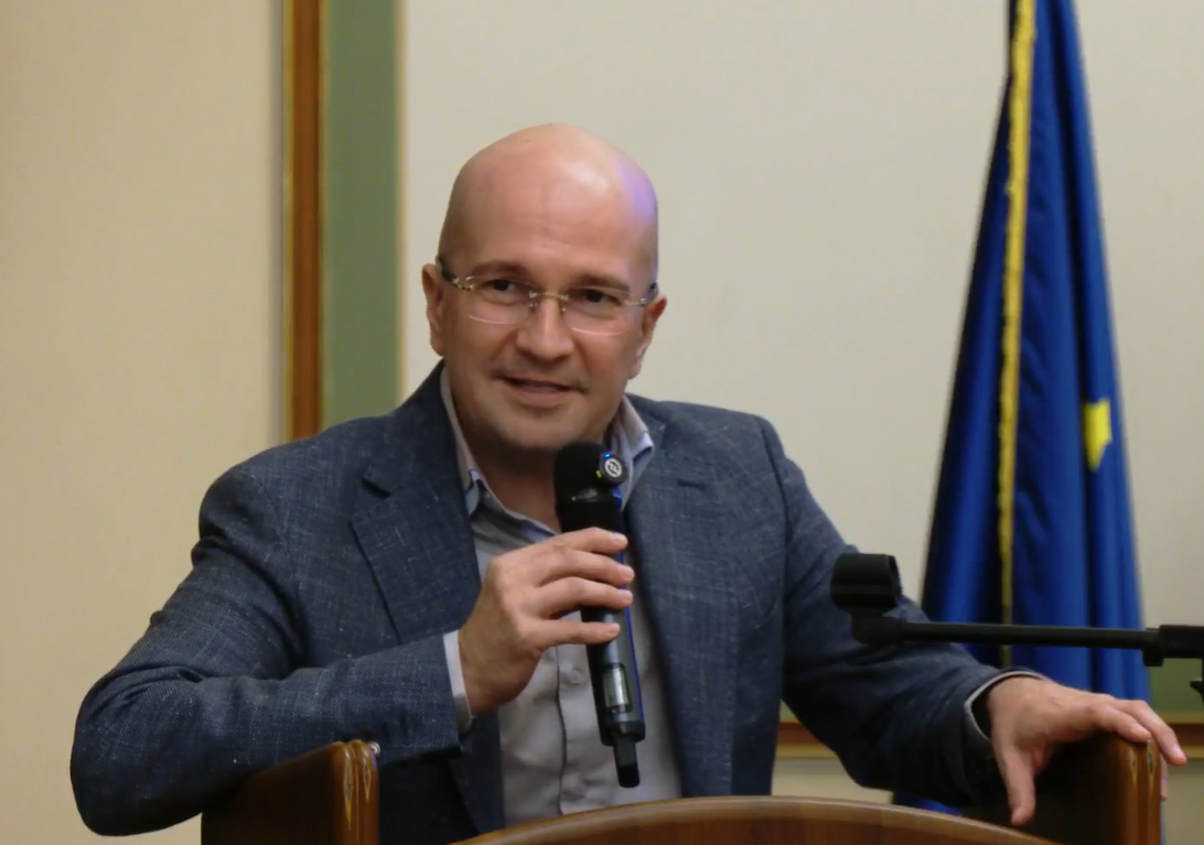 Prof. univ. dr. Bogdan Geavlete: Multe dintre problemele cu care ne confruntăm zi de zi pot fi prevenite printr-o comunicare mai eficientă
