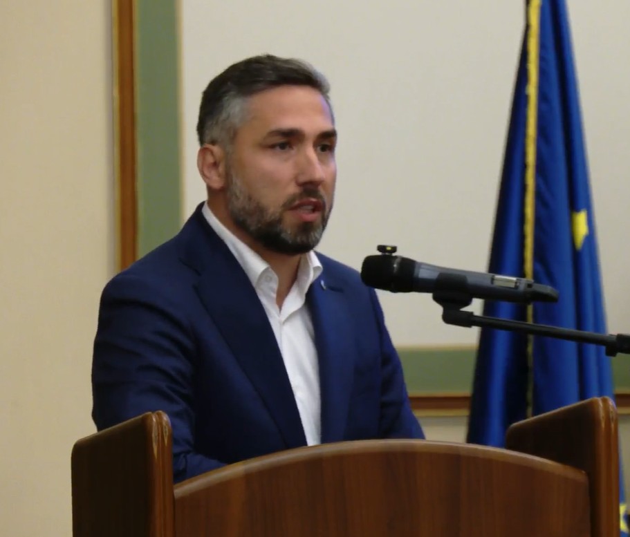 Prof. univ. dr. Valeriu Gheorghiță: Încrederea reprezintă temelia relației dintre medic și pacient, iar această încredere nu poate să izvorască decât dintr-o comunicare onestă