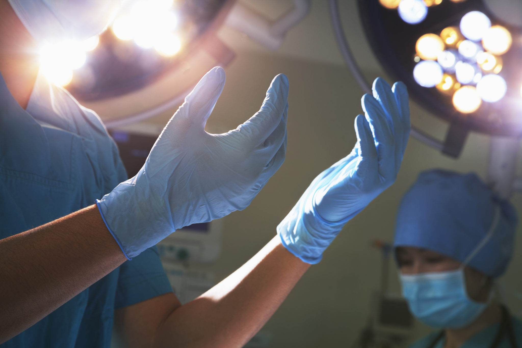 Premieră națională la Institutul Clinic Fundeni: Primul transplant hepatic de la donator viu cu recoltare robotică